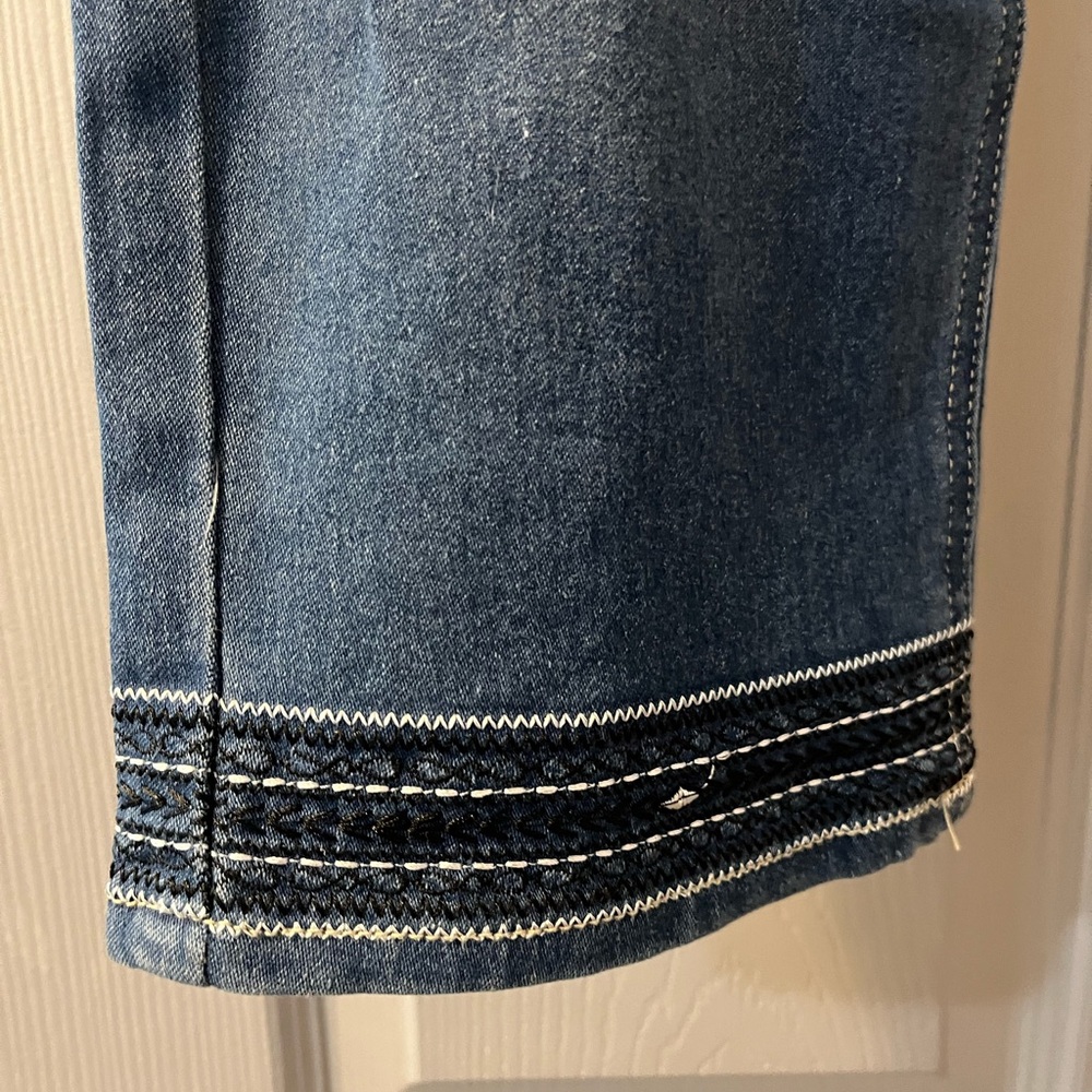 Blue Relaxed Fit Capris with Distressed Details - Picture 2 of 4
